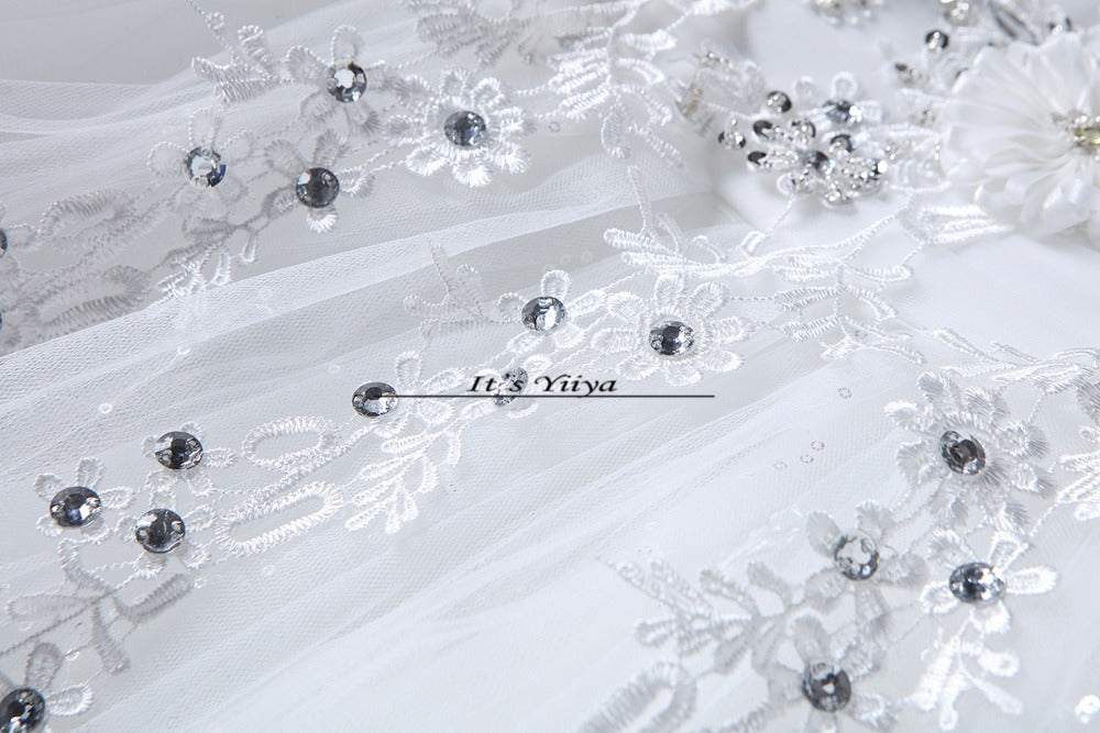 HOT Free shipping new 2015 white princess fashionable lace wedding dress romantic tulle wedding dresses Vestidos De Novia HS111