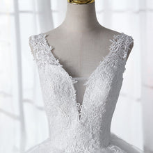 Load image into Gallery viewer, Boho Beach Wedding Dresses 2023 Pure White A-line V Neck Ruffles Tiered Deep Lace Appliques Bridal Gowns Customize Color
