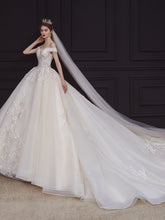 Load image into Gallery viewer, Luxury Handmade Boat Neck Wedding Dress With Train Lace Flower Bridal Dress Elegant Off The Shoulder Ball Gown Robe De Mariee
