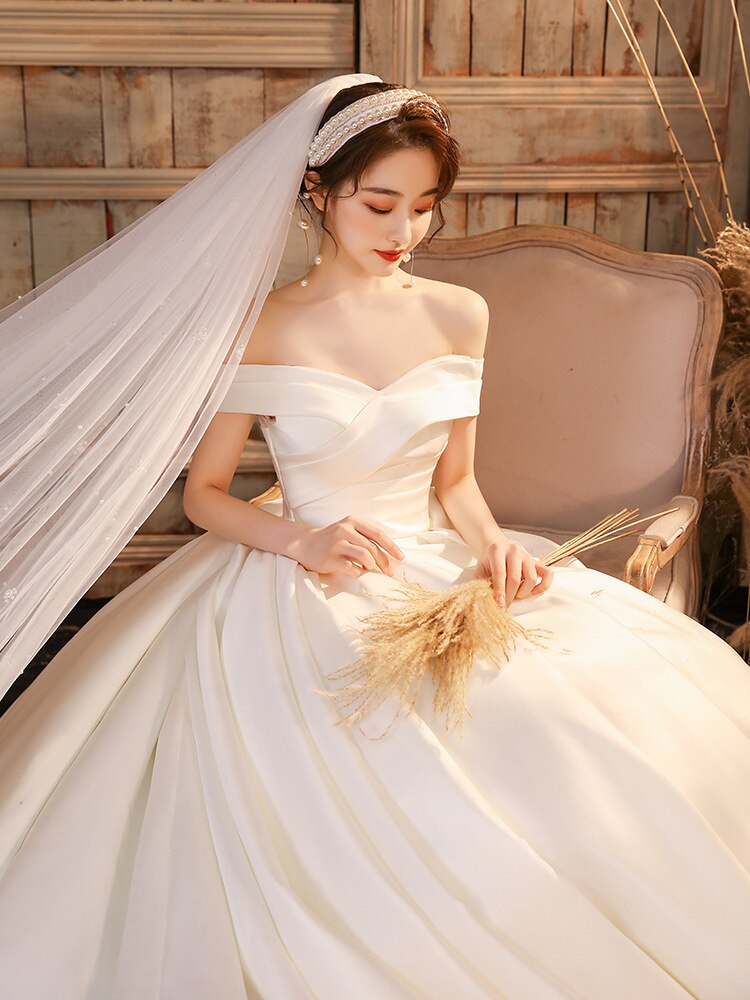 Strapless Sweetheart Simple Ball Gown Bride Dress