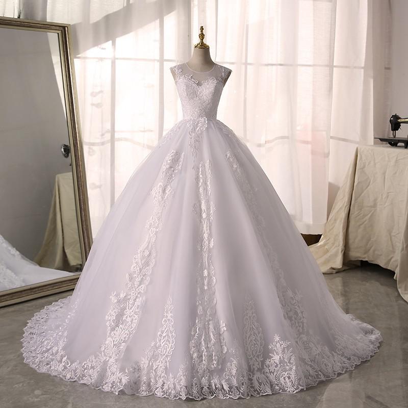 Pure White Lace Wedding Dress With Train Sleeveless Bridal Dress Back Zipper Ball Gown