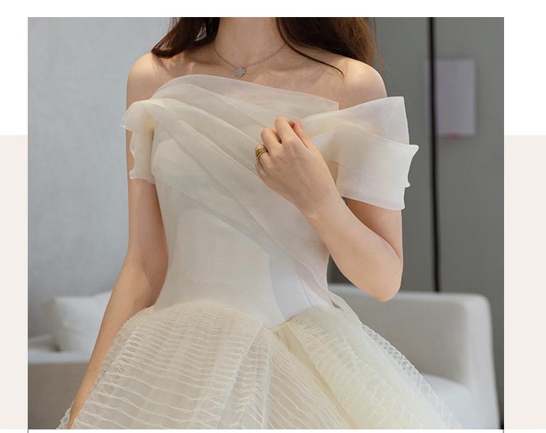 Simple Off The Shoulder Light Ball Gown Tulle Wedding Dress