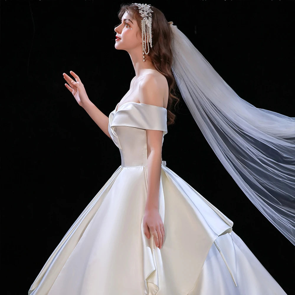 Off The Shoulder Short Sleeve Lace Back Back Best France Satin Wedding Dresses A-Line Simple