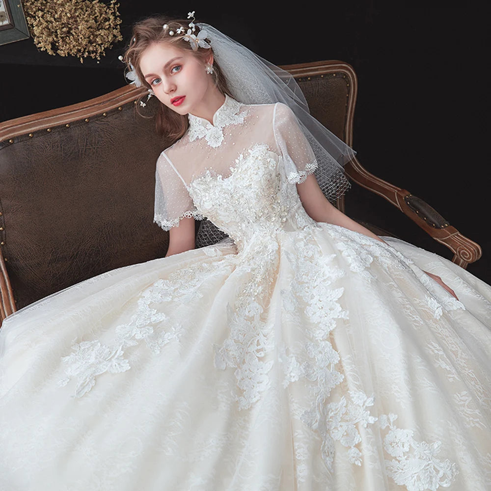 Ball Gown Dress Modern Short Sleeve Luxury Hochzeitskleid High Neck