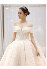 Load image into Gallery viewer, Off The Shoulder Wedding Dress Sweep Train Ball Gown Wedding Gown Vestido De Noiva Luxury Prinecess Bride Dress
