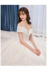 Load image into Gallery viewer, Off The Shoulder Wedding Dress Sweep Train Ball Gown Wedding Gown Vestido De Noiva Luxury Prinecess Bride Dress
