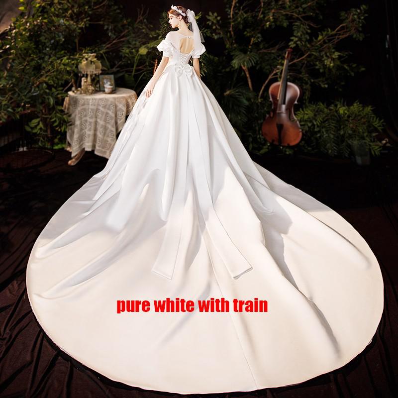 Luxury Bridal Dress With Train Princess Vintage Ball Gown Customize