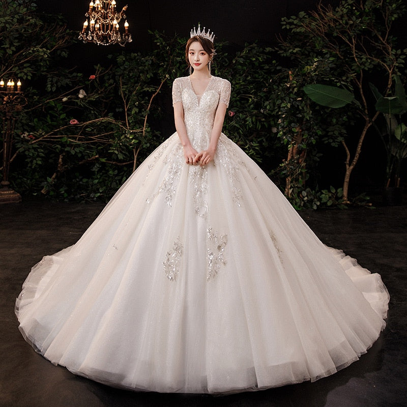 Luxury Handmade Custom Made Wedding Dress With Sweep Train Sexy V Neck Bridal Ball Gown Lace Beading Short Sleeve Dress