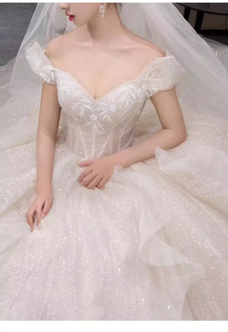 Boat Neck Wedding Dress Luxury Lace Embroidery Bridal Ball Gown Classic Off The Shoulder
