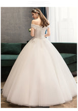 Load image into Gallery viewer, Wedding Dress 2023 New The Elegant Boat Neck Lace Up Ball Gown Off The Shoulder Sexy Vestido De Noiva Wedding Gown
