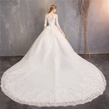Load image into Gallery viewer, Grande Taille 2023 New The Half Sleeve Ball Gown Luxury Lace Embroidery Wedding Dress
