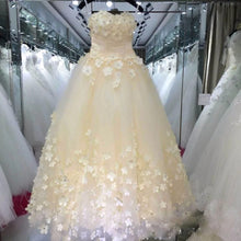 Load image into Gallery viewer, Crystal Pearl Lace 3D Flower White Ivory Red Champagne Train Wedding Dresses
