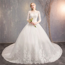 Load image into Gallery viewer, Grande Taille 2023 New The Half Sleeve Ball Gown Luxury Lace Embroidery Wedding Dress
