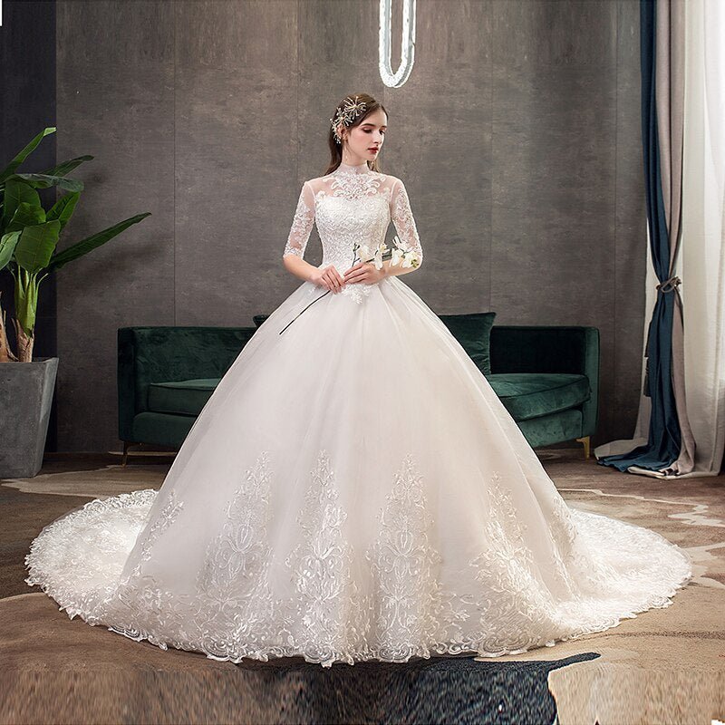 Lace Embroidery Wedding Dress With Big Train 2023 High Neck Half Sleeve Wedding Gown Vintage Bridal Gown