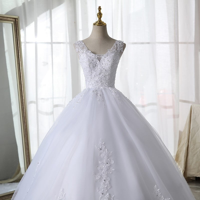 Pure White V-neck Bridal Dress With Train