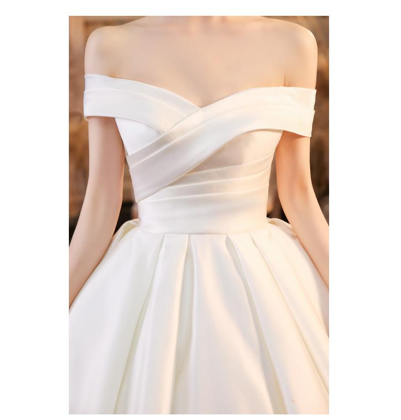 Strapless Sweetheart Simple Ball Gown Bride Dress