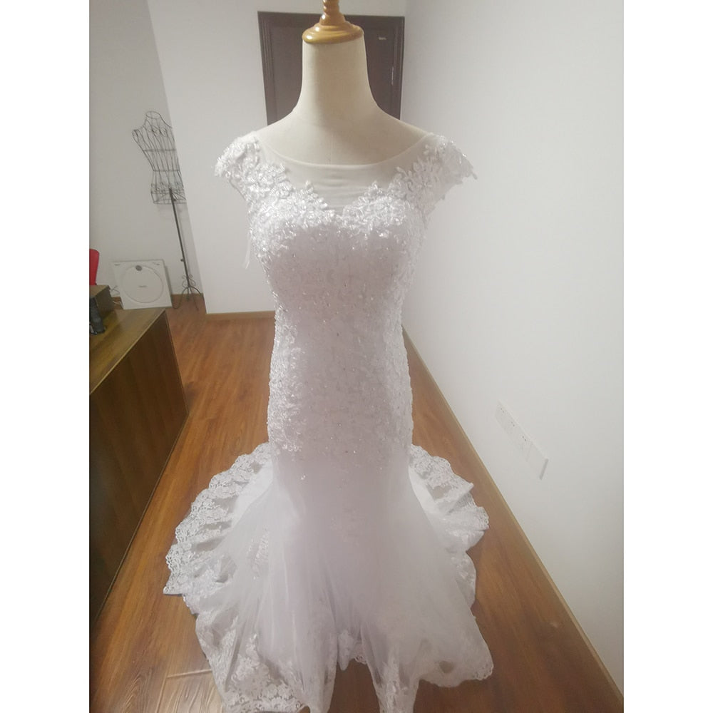 Mermaid Wedding Dress Half Sleeve O-neck Court Train Lace Up