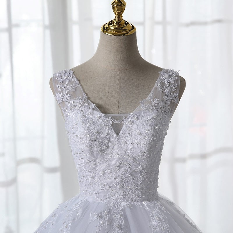 Pure White V-neck Bridal Dress With Train