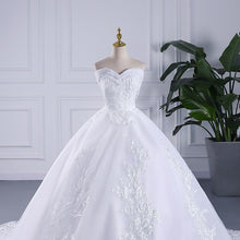 Load image into Gallery viewer, Lace Crystal Beaded Wedding Dresses New Plus Size Off The Shoulder Wedding Gown
