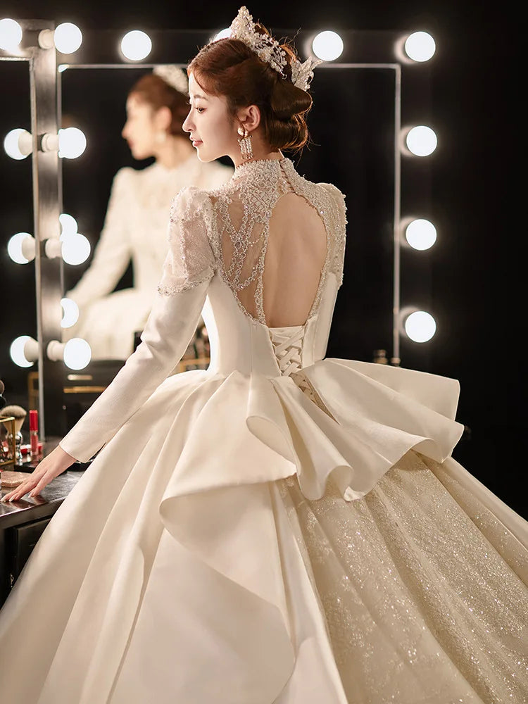 Exquisite Vintage Wedding Dress Long Sleeve Lace Up Floor-length Beading Bridal Gown