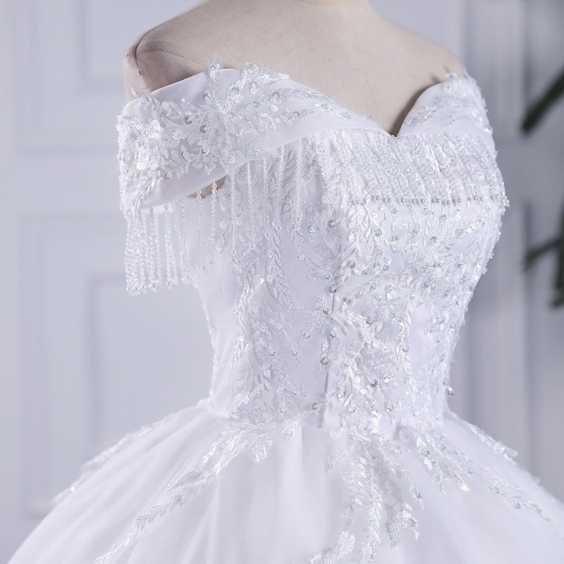 Luxury Crystal Beaded Wedding Dresses New Plus Size White Cap Sleeve Wedding Gown Pretty Lace On Neck Africa Style Wedding Dress