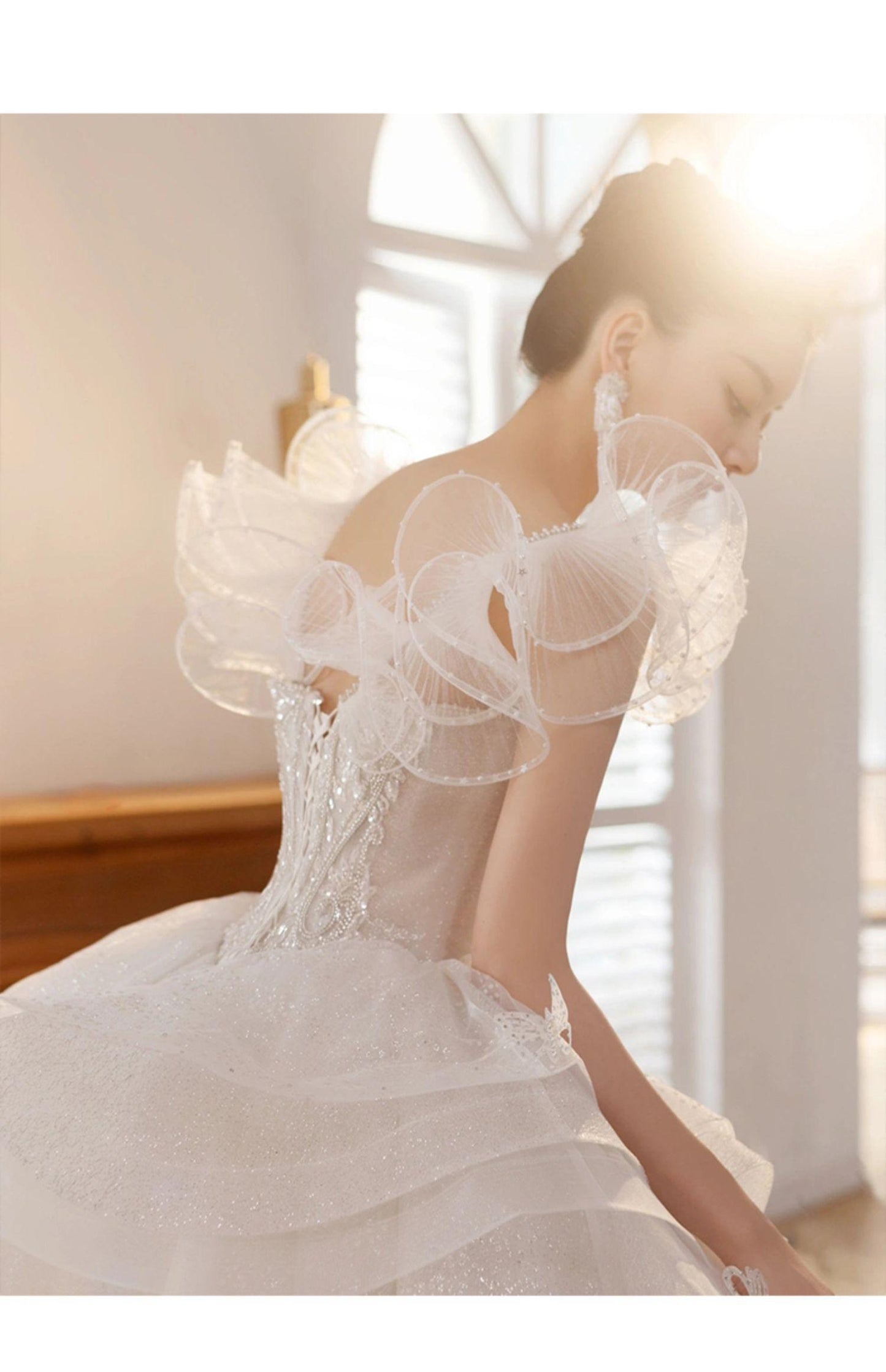 Luxury Sling Wedding Dress Boat Neck Glittery Pearls Lace Dress