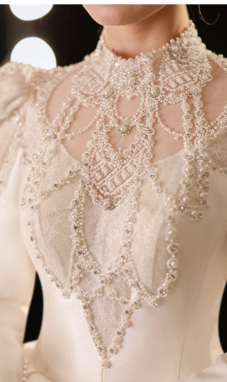 Exquisite Vintage Wedding Dress Long Sleeve Lace Up Floor-length Beading Bridal Gown
