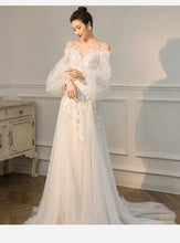 Load image into Gallery viewer, Lace Up Wedding Dress Simple Lantern Sleeve Lace Applique Bridal Dress
