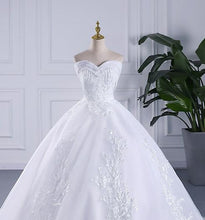 Load image into Gallery viewer, Lace Crystal Beaded Wedding Dresses New Plus Size Off The Shoulder Wedding Gown
