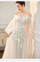 Load image into Gallery viewer, Lace Up Wedding Dress Simple Lantern Sleeve Lace Applique Bridal Dress
