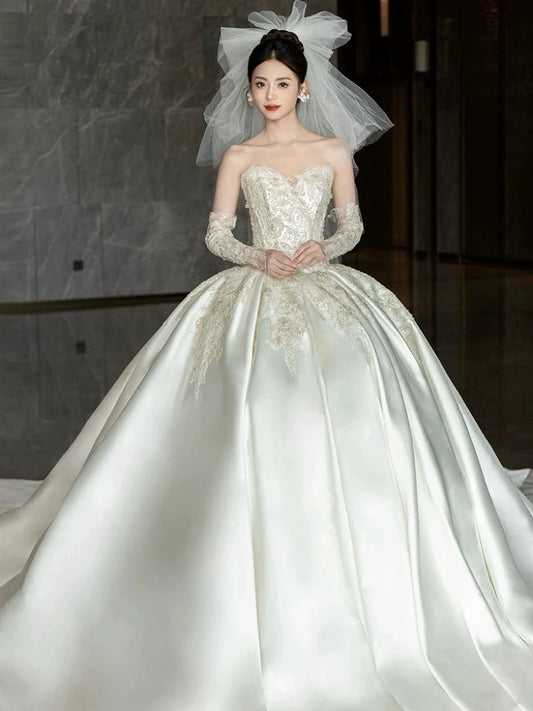 Boho Strapless Half Sleeve Woman Satin Applique Lace Embroidery Court Train Gowns