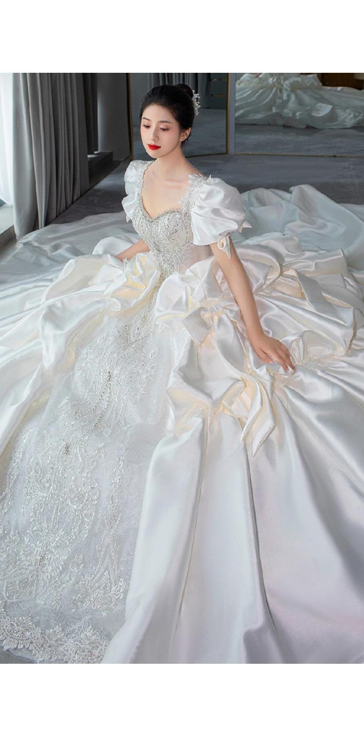 Satin Wedding Dress Lace Beading Shinny Lantern Sleeve Bridal Dress