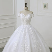 Load image into Gallery viewer, Luxury Applique Wedding Dress Off The Shoulder Lace Bridal Gown With Train Ball Gown
