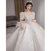Load image into Gallery viewer, Short Puff Sleeve Bridal Embroidered Organza And Tulle Sweetheart Heart Lace Wedding Gowns
