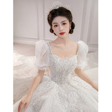 Load image into Gallery viewer, Short Puff Sleeve Bridal Embroidered Organza And Tulle Sweetheart Heart Lace Wedding Gowns
