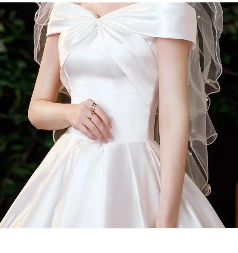 New Satin Wedding Dress Simple Boat Neck Short Sleeve Ball Gown