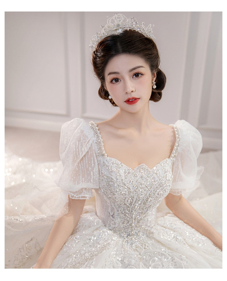 Short Puff Sleeve Bridal Embroidered Organza And Tulle Sweetheart Heart Lace Wedding Gowns