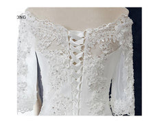 Load image into Gallery viewer, Boat Neck Mermaid Wedding Dress Lace Up Applique Bridal Dress
