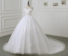 Load image into Gallery viewer, Luxury Applique Wedding Dress Off The Shoulder Lace Bridal Gown With Train Ball Gown
