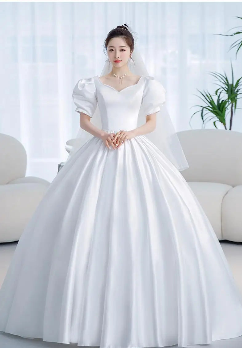 Satin Wedding Dress Sweetheart Short Sleeves Elegant Bride Ball Gown Custom Plus Size