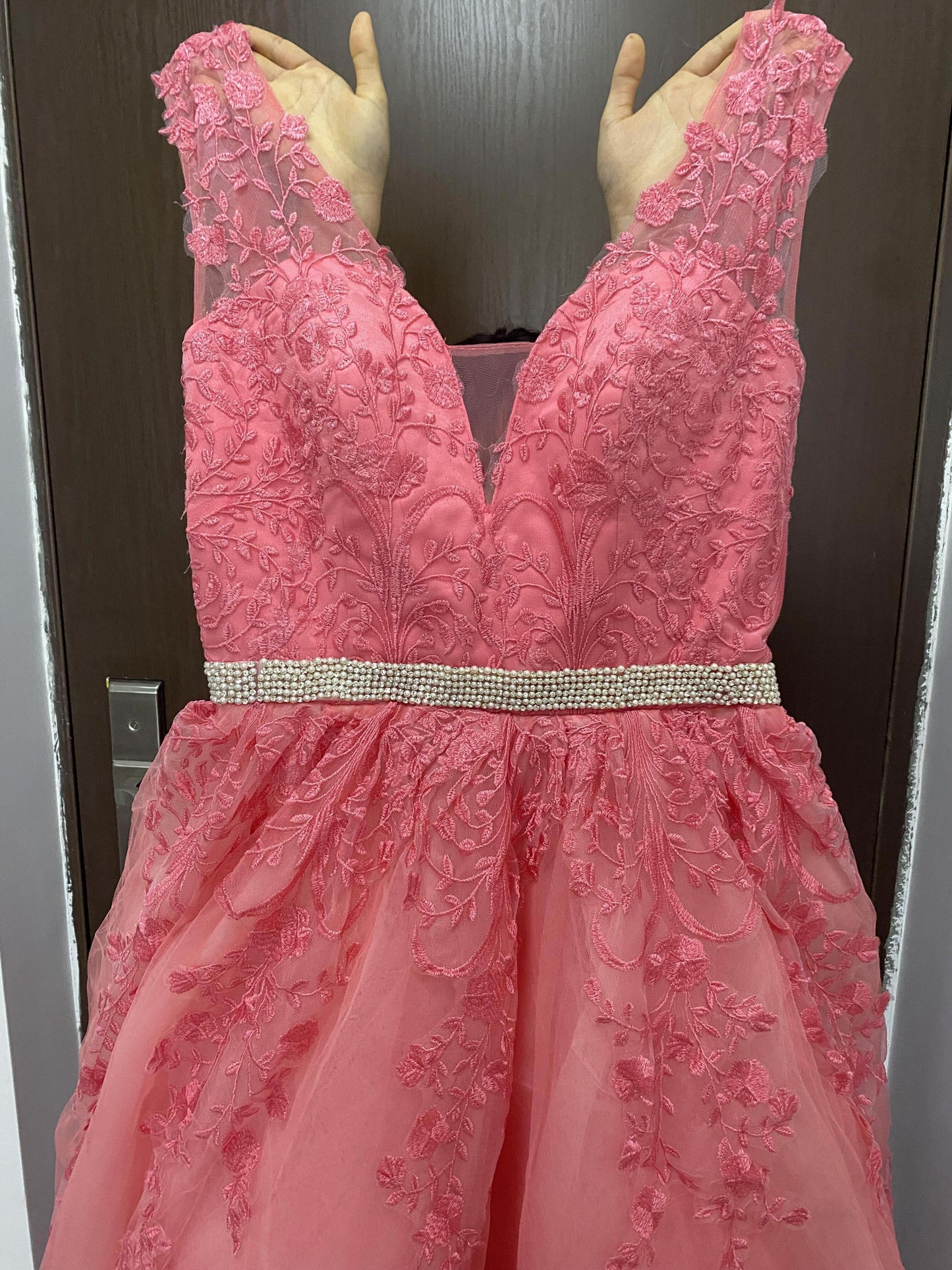 Lace Wedding Dress 2023 Classic V-neck Bridal Dress With Court Train