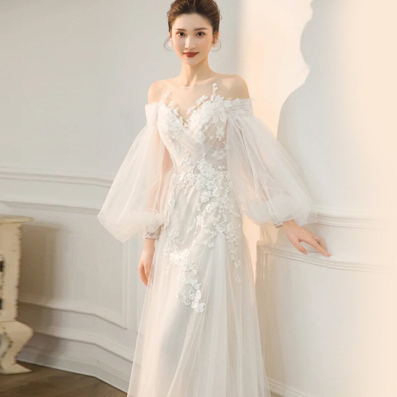 Lace Up Wedding Dress Simple Lantern Sleeve Lace Applique Bridal Dress