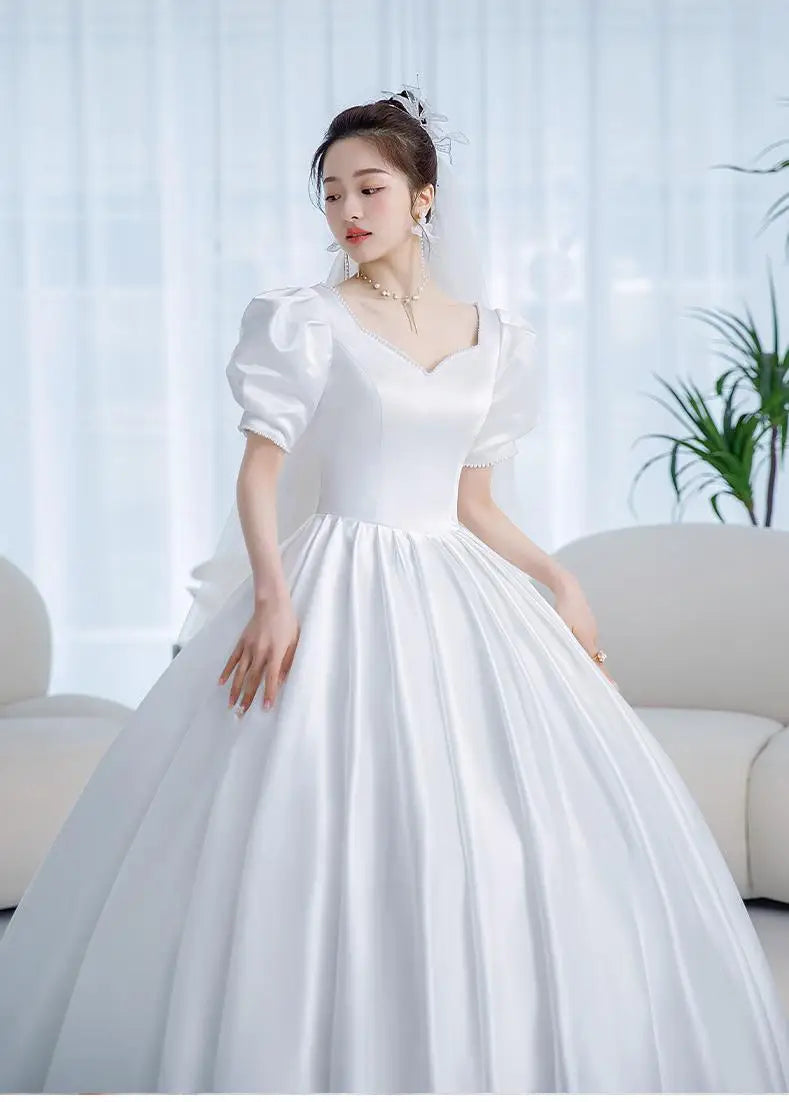 Satin Wedding Dress Sweetheart Short Sleeves Elegant Bride Ball Gown Custom Plus Size