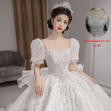 Load image into Gallery viewer, Short Puff Sleeve Bridal Embroidered Organza And Tulle Sweetheart Heart Lace Wedding Gowns
