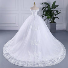 Load image into Gallery viewer, Luxury Embroidery Short Cap Sleeves Sweep Train Lace Wedding Gowns
