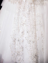 Load image into Gallery viewer, Luxury Long Sleeve Beading High Waist Wedding Gowns
