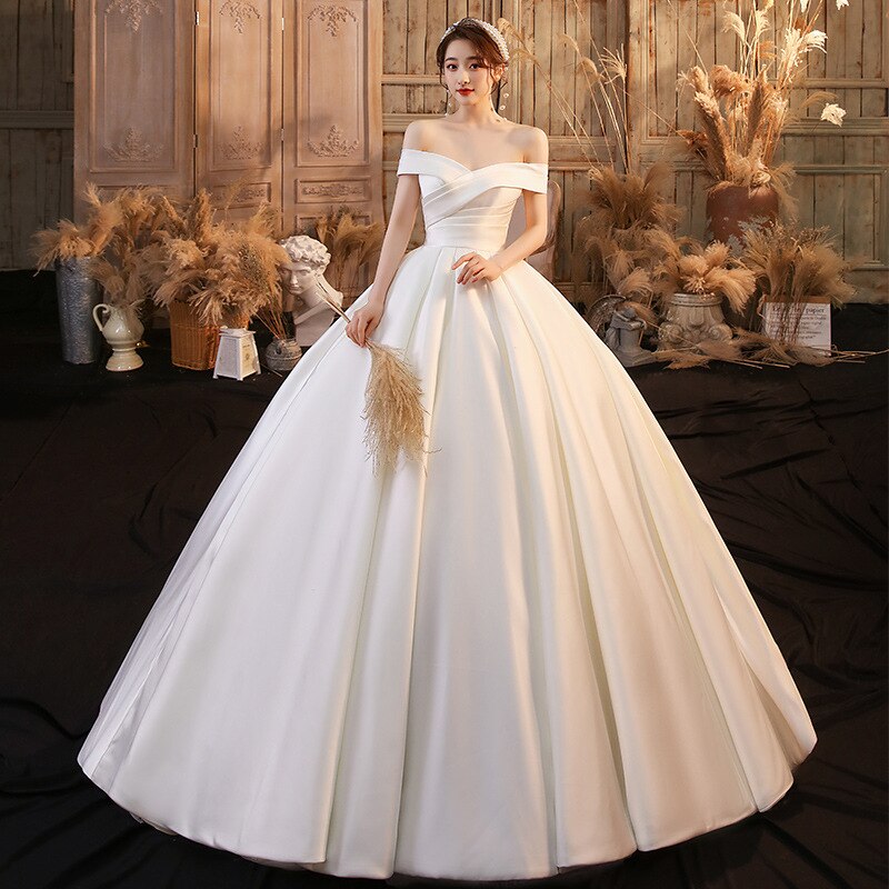 Strapless Sweetheart Simple Ball Gown Bride Dress