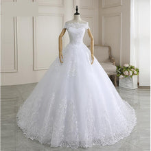 Load image into Gallery viewer, New Arrival Wedding Dress Sleeveless Organza Court Train Lace Up Ball Gown Off The Shoulder Princess Wedding Gown
