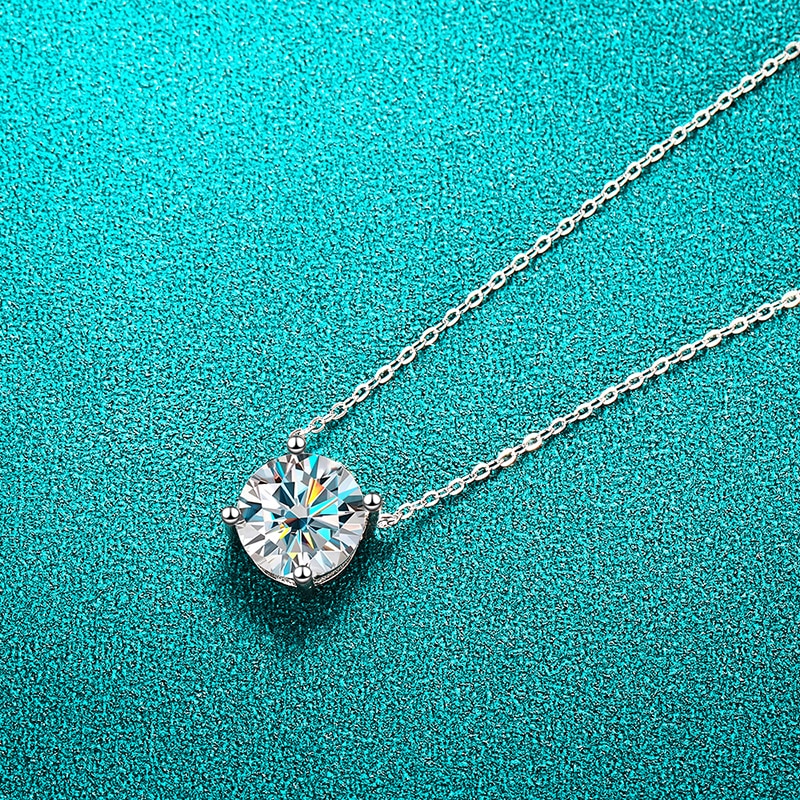 White Gold Plated 1-5CT Moissanite Necklace