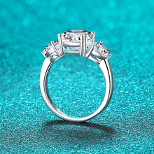 Load image into Gallery viewer, 100% Moissanite Diamond Ring
